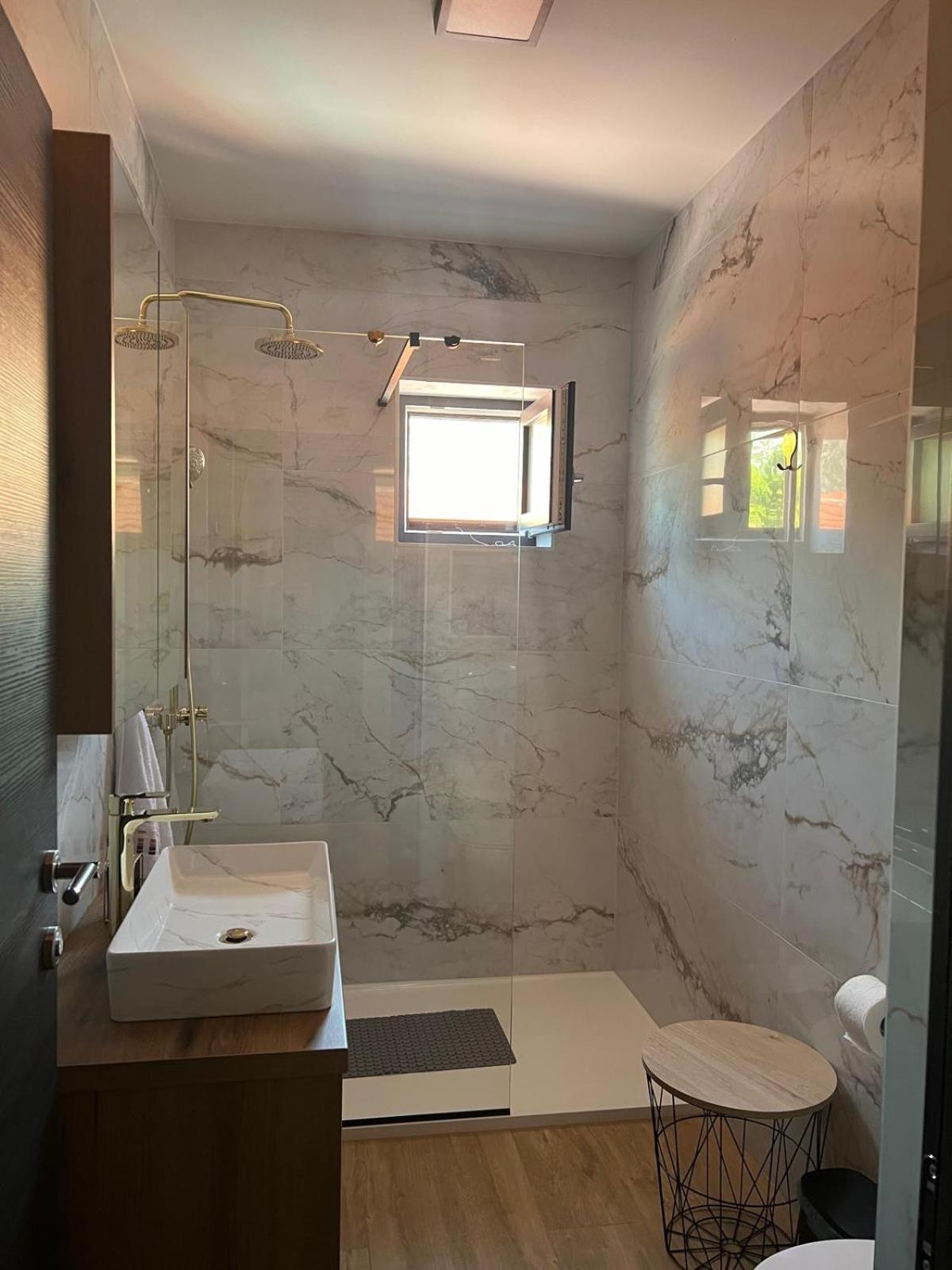 Apartmani Karla Paklenica Stari Grad Kültér fotó